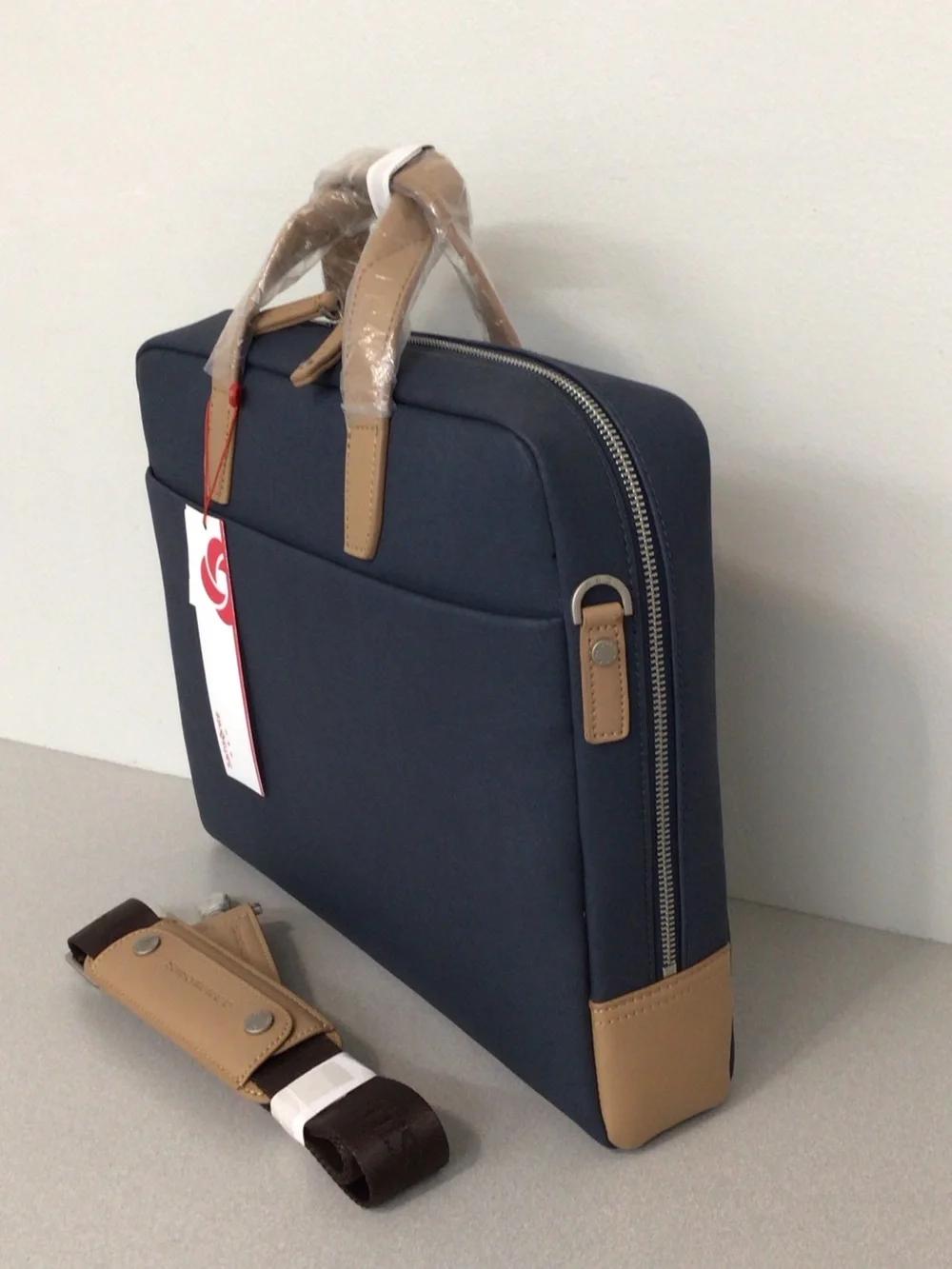 SAMSONITE  Navy and Tan Laptop Briefcase MESSENGER